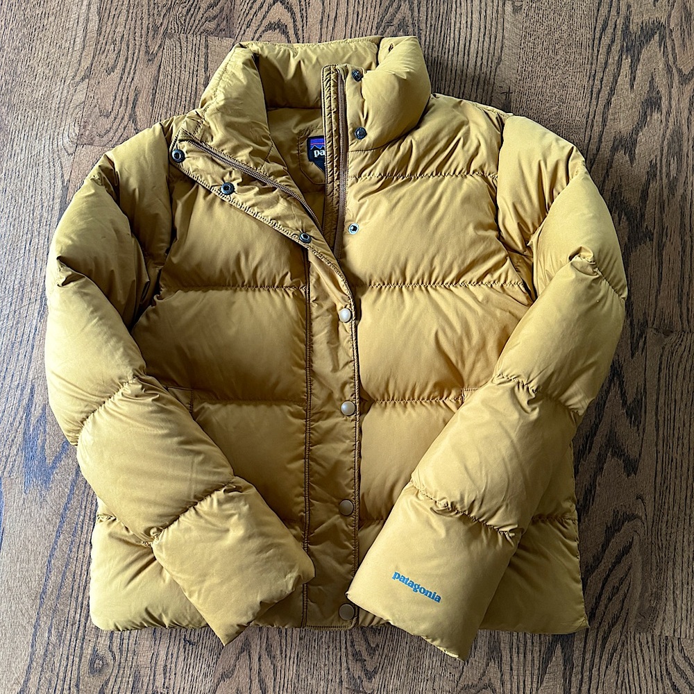 Patagonia Silent Down Kastanos Brown Gold Yellow Puffer Size S slightly used